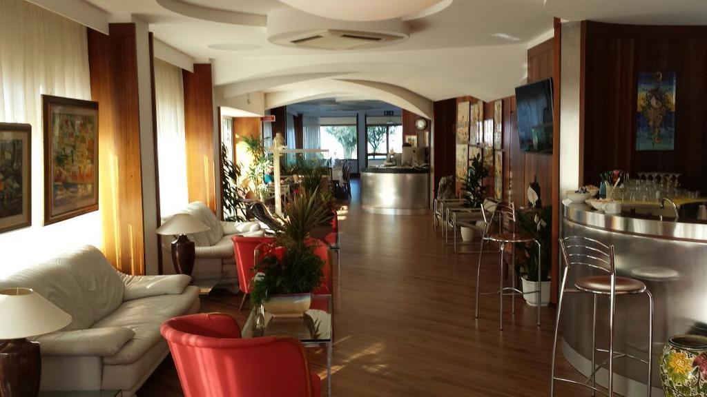 Hotel Continental Σαν Μπενεντέτο ντελ Τρόντο Εξωτερικό φωτογραφία