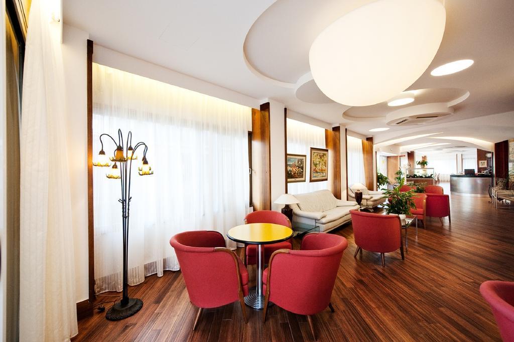 Hotel Continental Σαν Μπενεντέτο ντελ Τρόντο Εξωτερικό φωτογραφία